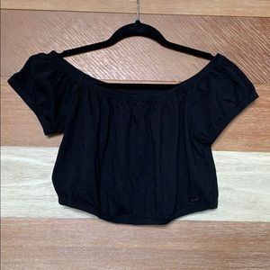 Black Holitster over the shoulder crop top
